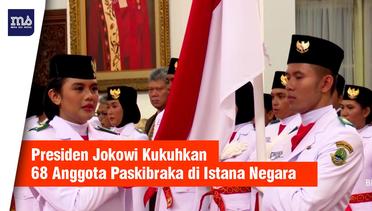 Presiden Jokowi Kukuhkan 68 Anggota Paskibraka di Istana Negara