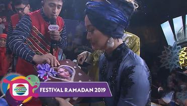 Inul dapat DODOL Bergambar Wajahnya dari Pendukung Raudhatul Islamiyah | Festival Ramadan 2019