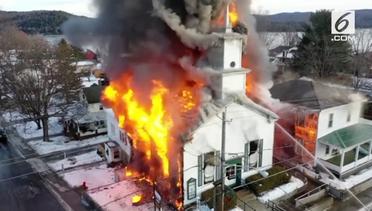 Gereja Satu Abad Terbakar di New York