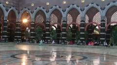 Berbuka Puasa di Masjid Kubah Emas
