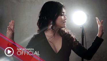 Farani - Atas Nama Cinta (Official Music Video NAGASWARA) #music