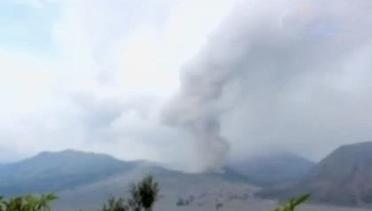 VIDEO: Gunung Bromo Siaga, Jumlah Wisatawan Turun Drastis