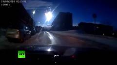 Meteor like object over Russias Murmansk caught on dash