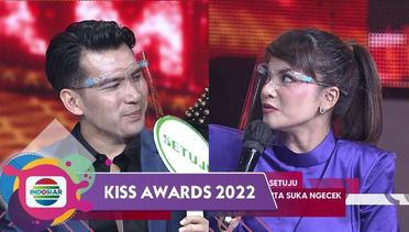 Apa Yang Terjadi?! Ridho Ilahi Pernah Ketahuan Cek Hp Dinar Candy Saat Sedang Ke Toilet!! [Games Bokis] | Kiss Awards 2021