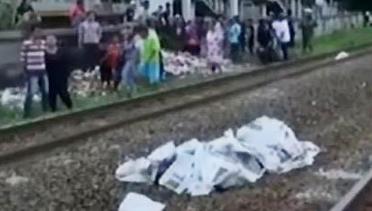 VIDEO: Tak Sabar, Pria Ini Tewas Loncat dari KRL Commuter Line di Stasiun Jatinegara