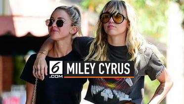 Miley Cyrus dan Kaitlynn Carter Pamer Kemesraan Bersama?