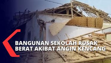 Bangunan Sekolah di Indramayu Rusak Berat, Siswa Terpaksa Belajar di Bekas Warung