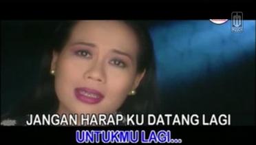 Dewi Yull - Tiada Lagi (Karaoke Video)