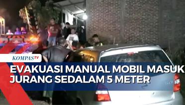 Usaha Warga Evakuasi Mobil Rombongan Hajatan Masuk Jurang Sedalam 5 Meter