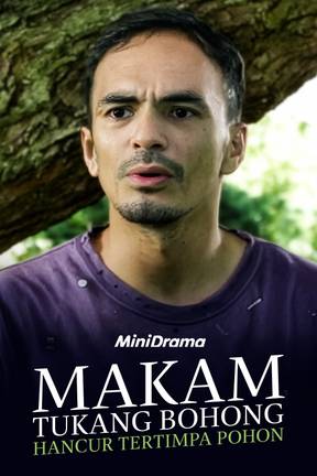 Makam Tukang Bohong Hancur Tertimpa Pohon