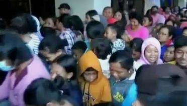 VIDEO: Bocah Terjepit di Antara Ribuan Warga Kediri Antre Zakat