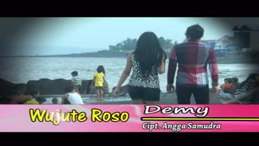 Demy - Wujute Roso [Official Video]