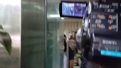 Datangi Polda Metro Jaya Ussy Sulistiawaty Temui Pembully Anaknya