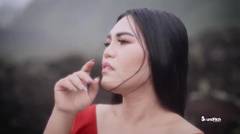 Weni Wen - Ingin Sempurna (Official Music Video)