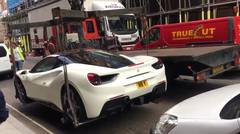 The pound embarks a Ferrari in London!