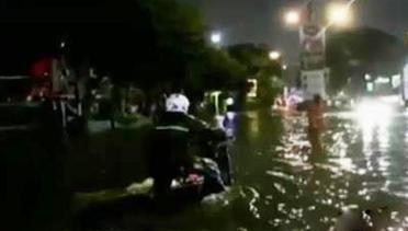 Banjir Rendam Jalan Ibu Kota hingga Kereta Buatan Indonesia