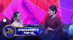 Darderdor Ribed Bet!! Caca (Padang)-Tante Imay Reka Adegan Pelayanan Di Dalam Kabin Pesawat | D'Academy 5