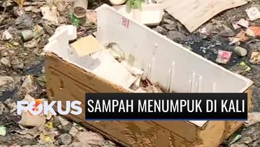 Jijik! Sampah Menumpuk hingga Padat di Aliran Kali Kampung Bogor, Kabupaten Bekasi
