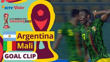 Goll!! Sundulan Tajam Doumbia Berhasil Robek Gawang Argentina, Skor 0-2 |  FIFA U-17 World Cup Indonesia 2023
