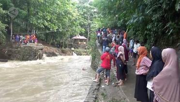 Petugas evakuasi 75 warga terisolasi akibat banjir bandang