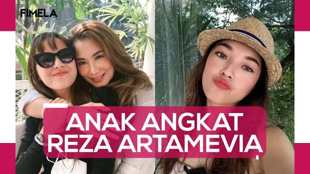 Baby Mamesah, Selebgram Cantik yang Mengaku Jadi Anak Angkat Diva Pop Tanah Air