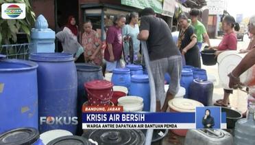 Dampak Kemarau Panjang, Warga di Bandung Barat Berebut Pembagian Air Bersih - Fokus