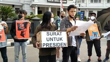 Pesawat Kertas untuk Presiden Jokowi