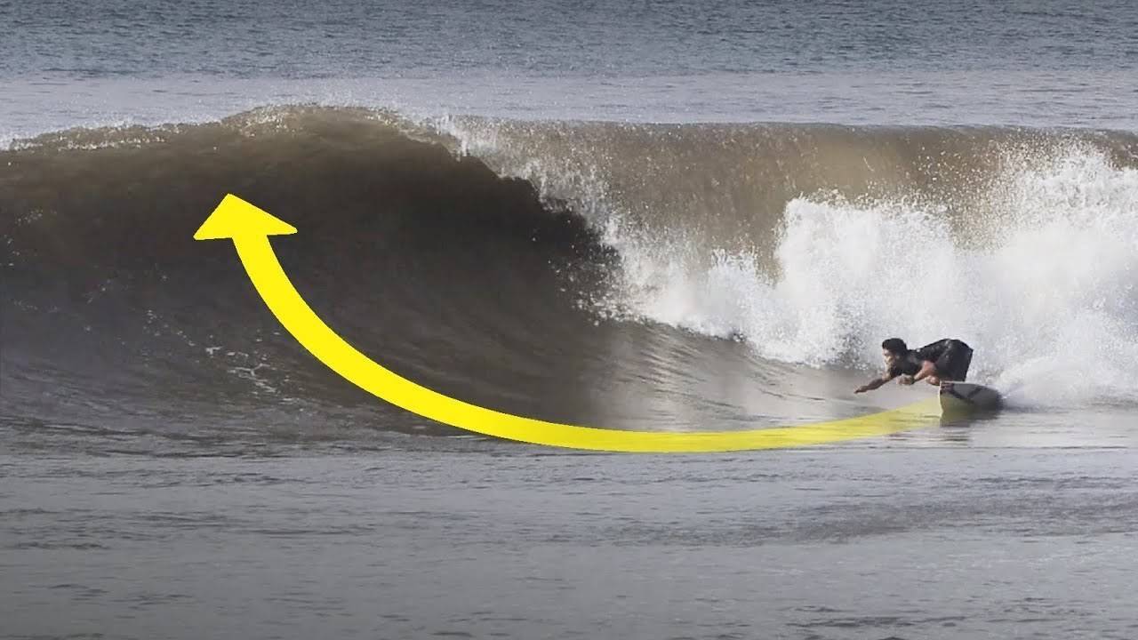 Driving Bottom Turn For A Big Move (Opening Scene) – Keramas