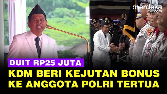 Gaya Dedi Mulyadi Pimpin Upacara HUT Polri, Bagi-Bagi Bonus Rp25 Juta ke Polisi Tua di Polda Jabar