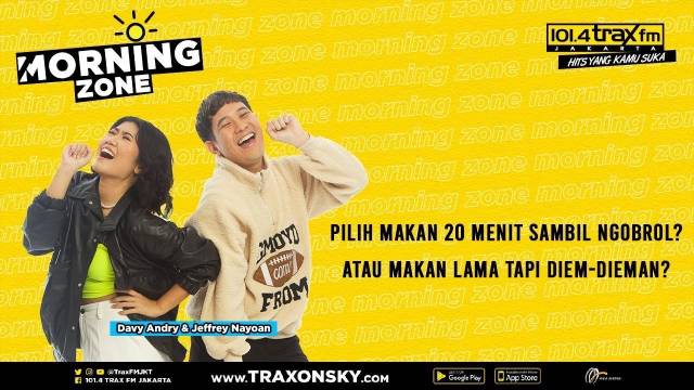 Pilih Makan 20 Menit Sambil Ngobrol Atau Lama Tapi Diem-Dieman?