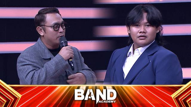 Ramzack & Gilang Tukeran Jas! Rina Ga Mau Kalah Mau Nyanyi Bareng The Oldest! | Band Academy Semifinal