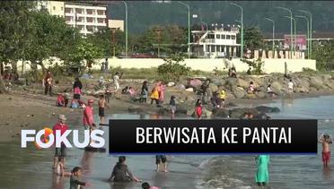 Berdalih Bosan PSBB, Warga Memadati Wisata Pantai Padang