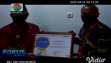 3 Wilayah ing Yogyakarta Nampa Piagam Penghargaan Soko BPS