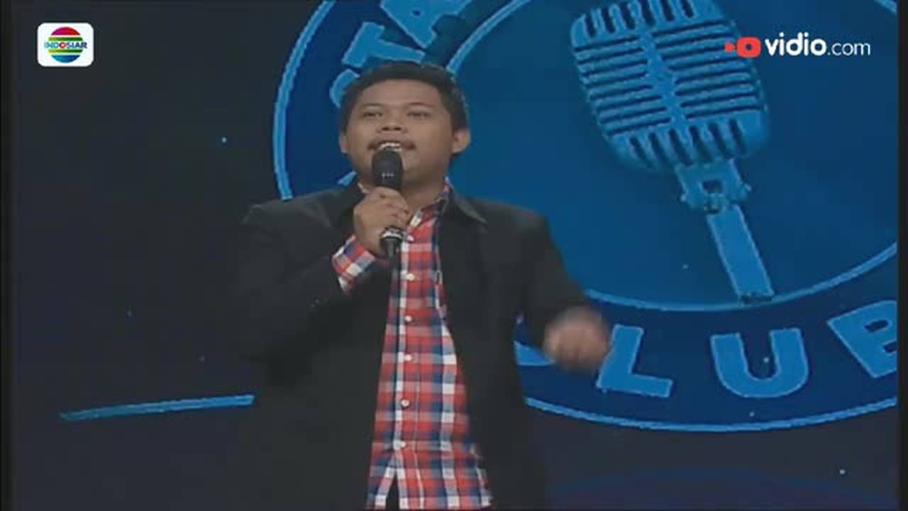 Bibir Kelilit Baling-baling - Denny Gitong (Stand Up Comedy Club) | Vidio