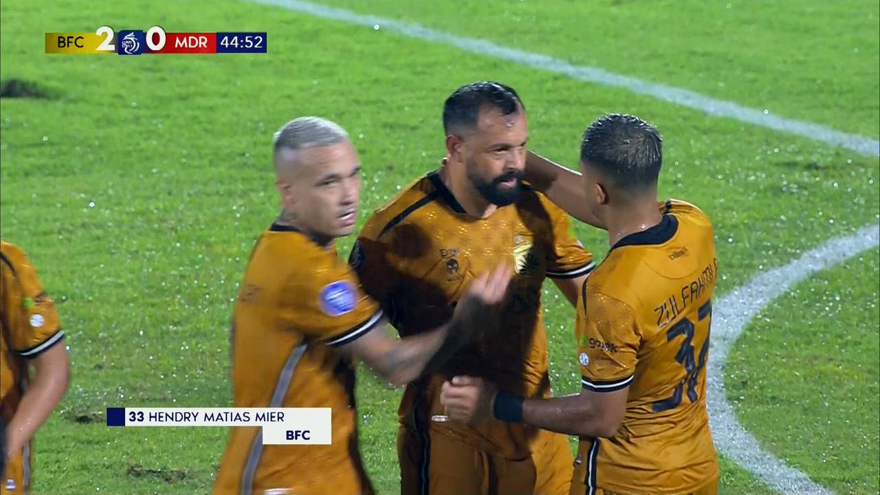 GOOOOOL! Henry Mathias Mier (Bhayangkara FC) Menambah Keunggulan atas ...