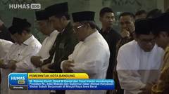 M. Ridwan Kamil mendampingi Presiden RI., Joko Widodo dan Gubernur Jabar Ahmad Heryawan Sholat Subuh Berjamaah di Mesjid Raya Jawa Barat