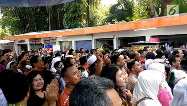 Ratusan Warga Kecewa Gagal Masuk Open House Istana Bogor