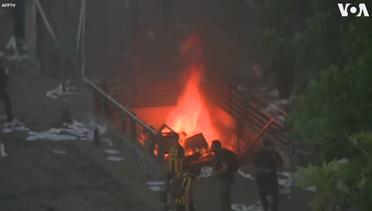 Metro Station Burns in Santiago as Protests Continue in Chile