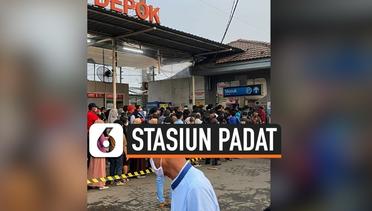 Antrean Penumpang Mengular di Stasiun Depok dan Bogor