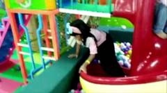 Indoor playgrounds for kids - Arena bermain dalam ruangan untuk anak-anak - Ara di Mega Mall Bekasi