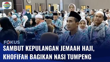 Kedatangan Jemaah Haji Kloter Terakhir di Asrama Embarkasi Surabaya, Disambut Khofifah | Fokus