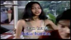 Betharia Sonatha - Kau Untuk Siapa (Karaoke Video)