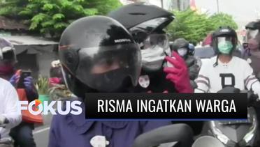 Keliling Naik Motor Pakai Toa, Risma Ingatkan Warga di Surabaya Agar Disiplin Pakai Masker