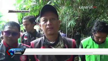 Isak Tangis Keluarga Pecah Saat Pemakaman Korban Baliho Roboh