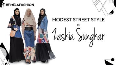 Intip Koleksi Modest Street Style Zaskia Sungkar
