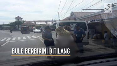 Naik Motor Pakai Bikini, Bule Ditilang Polisi