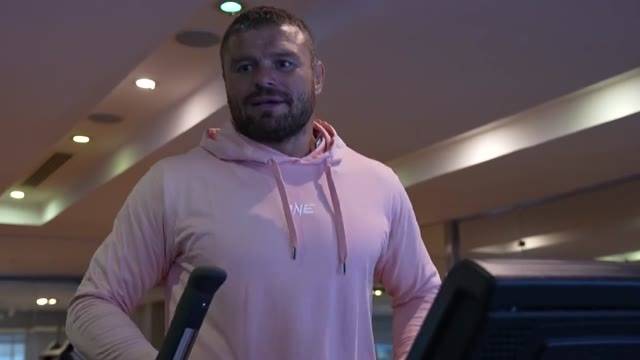 ANATOLY MALYKHIN shows off ABS and says its SLEEP TIME for RDR