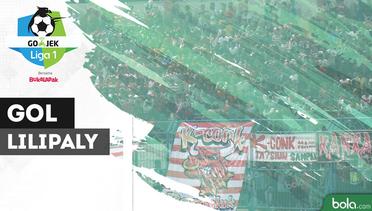 Gol Sensasional Lilipaly, Bola Sampai Tembus Jala Gawang Madura United