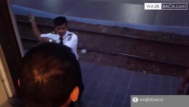 Petugas KAI ini Menurunkan Penumpang yang Merokok di Kereta