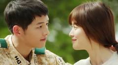 STARLITE: Adegan Romantis Song Joong Ki dan Song Hye Kyo yang Tak Terlupakan di Descendants of the Sun